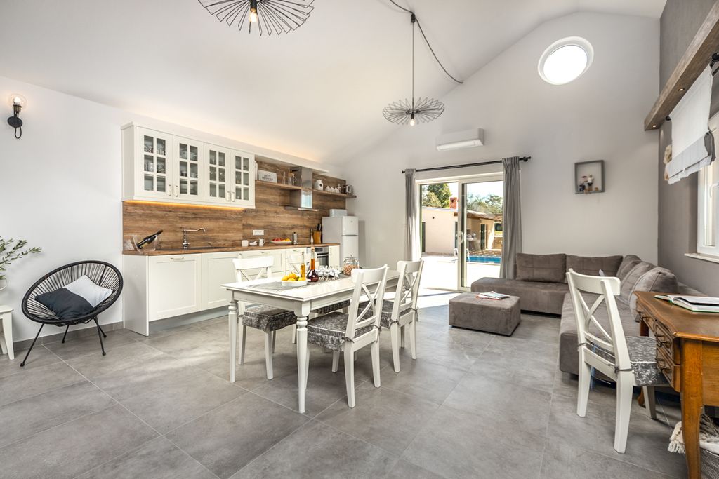 Villa Vardo Dalmatia Coast Olivers Travels 3