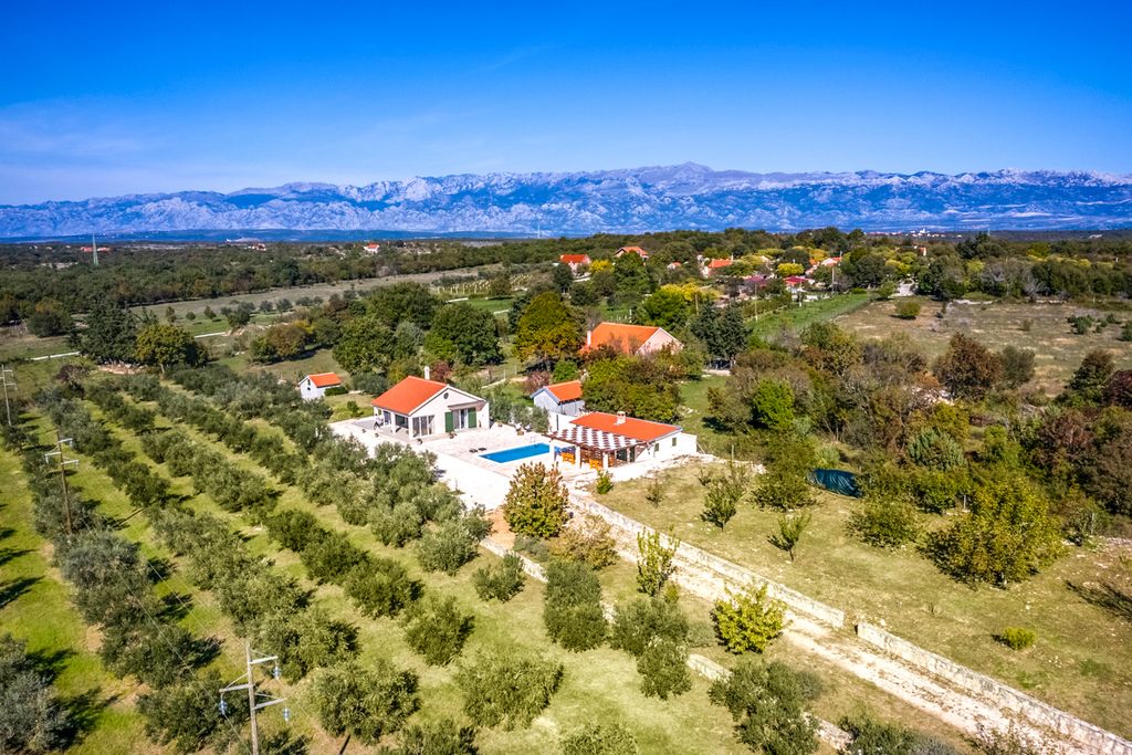 Villa Vardo Dalmatia Coast Olivers Travels 2