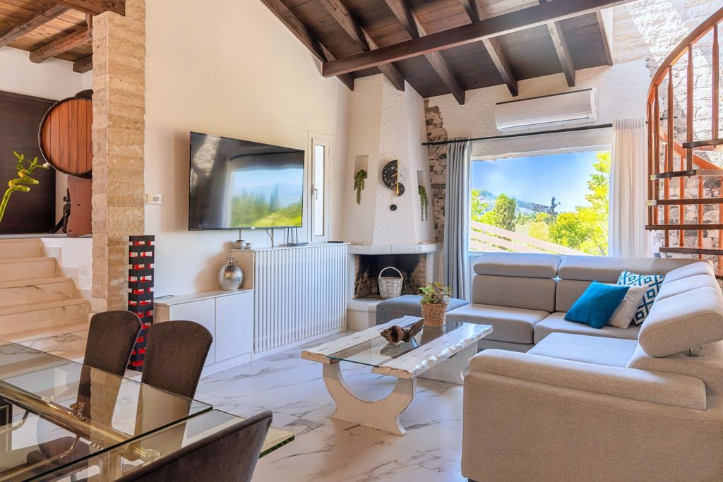 Villa Chiffon Corfu OliversTravels 5