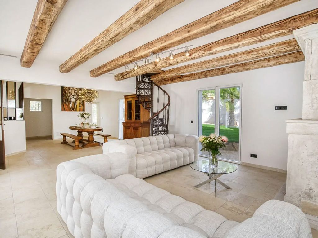 Maison Anthonie French Riviera Olivers Travels 3