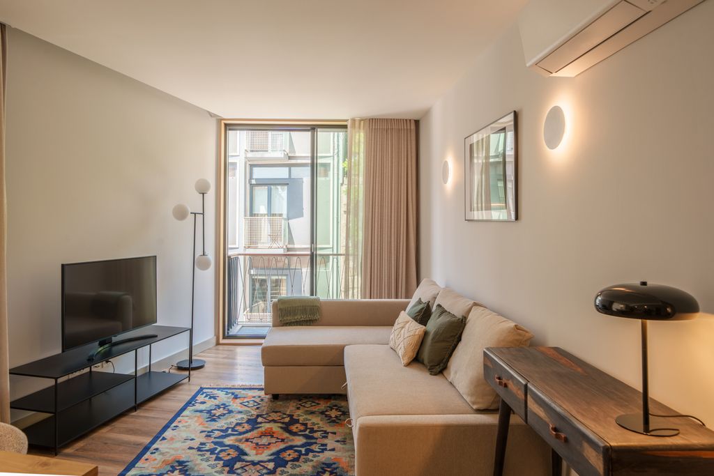 Apartment Vandom Porto Olivers Travels 5