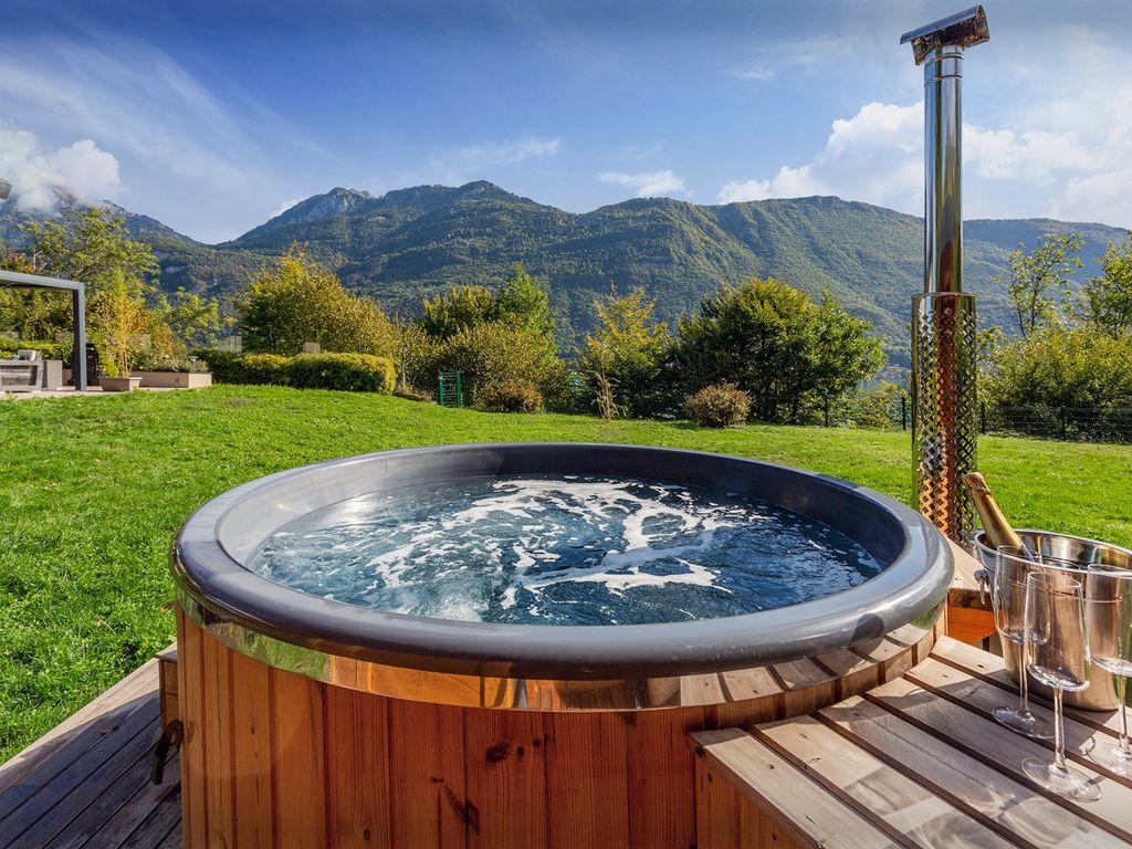 Chalet Chalereux Rhone Alpes Olivers Travels 2