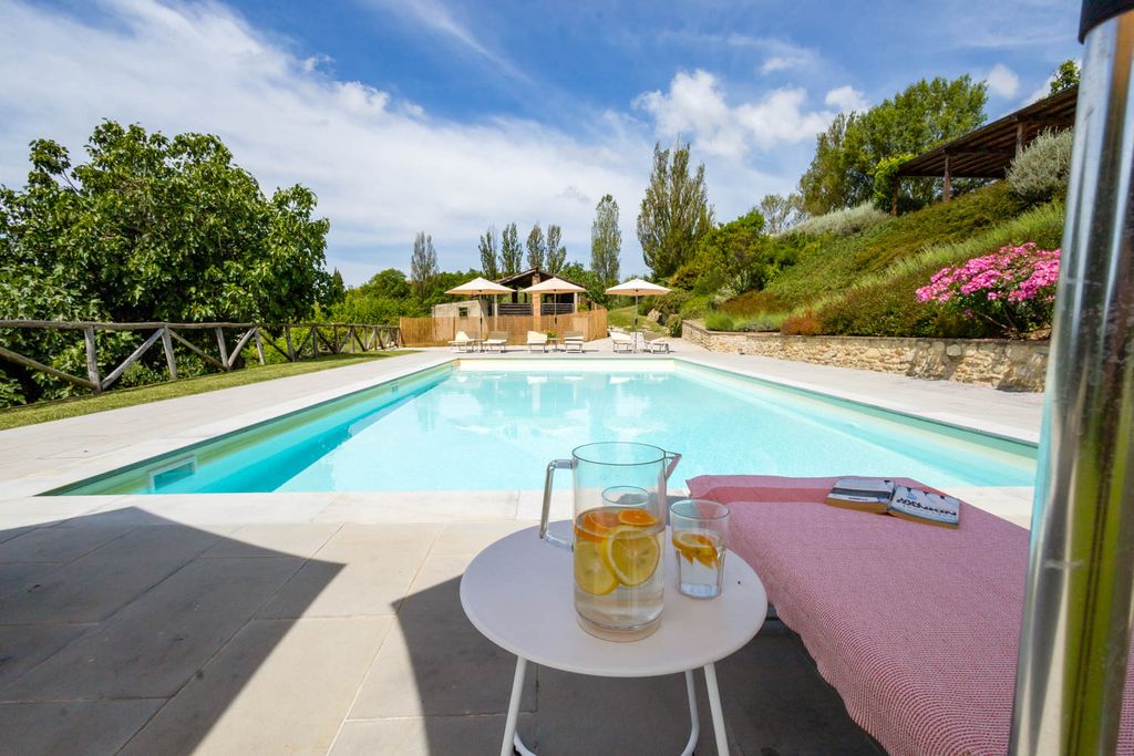 Villa Spinarola Umbria Italy OliversTravels 2