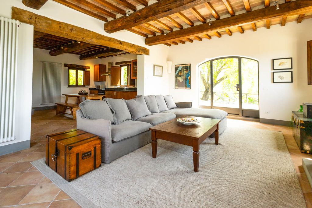 Villa Spinarola Umbria Italy OliversTravels 3