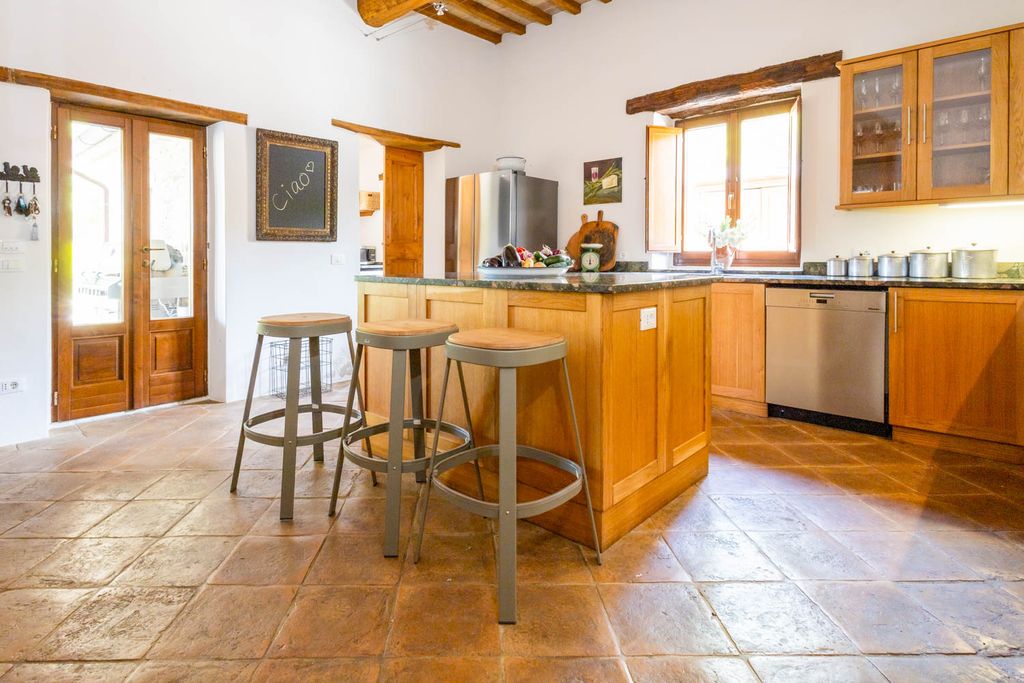 Villa Spinarola Umbria Italy OliversTravels 5