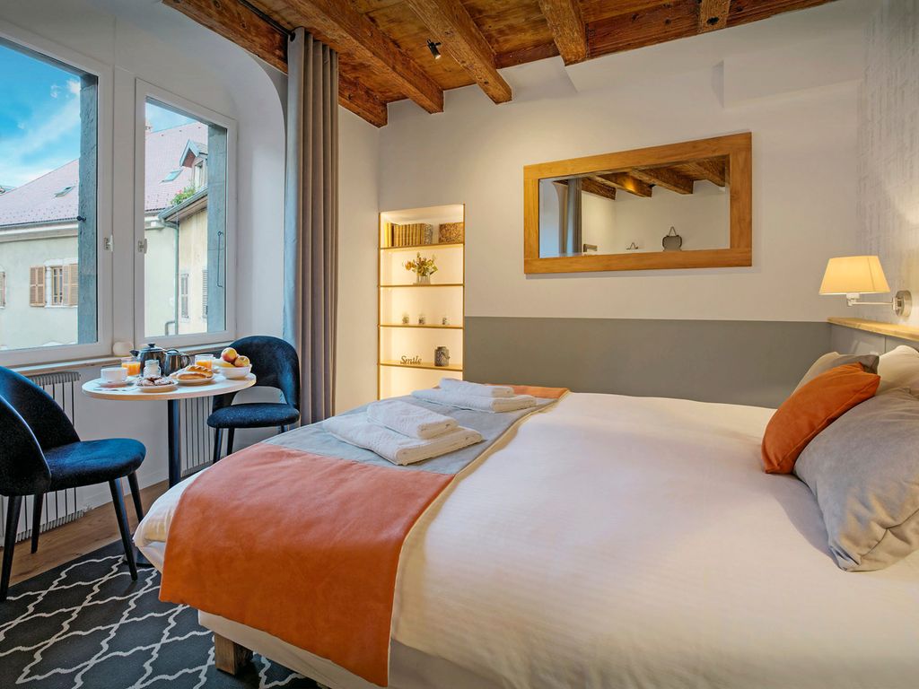 Roquette Rhone Alpes Olivers Travels 5