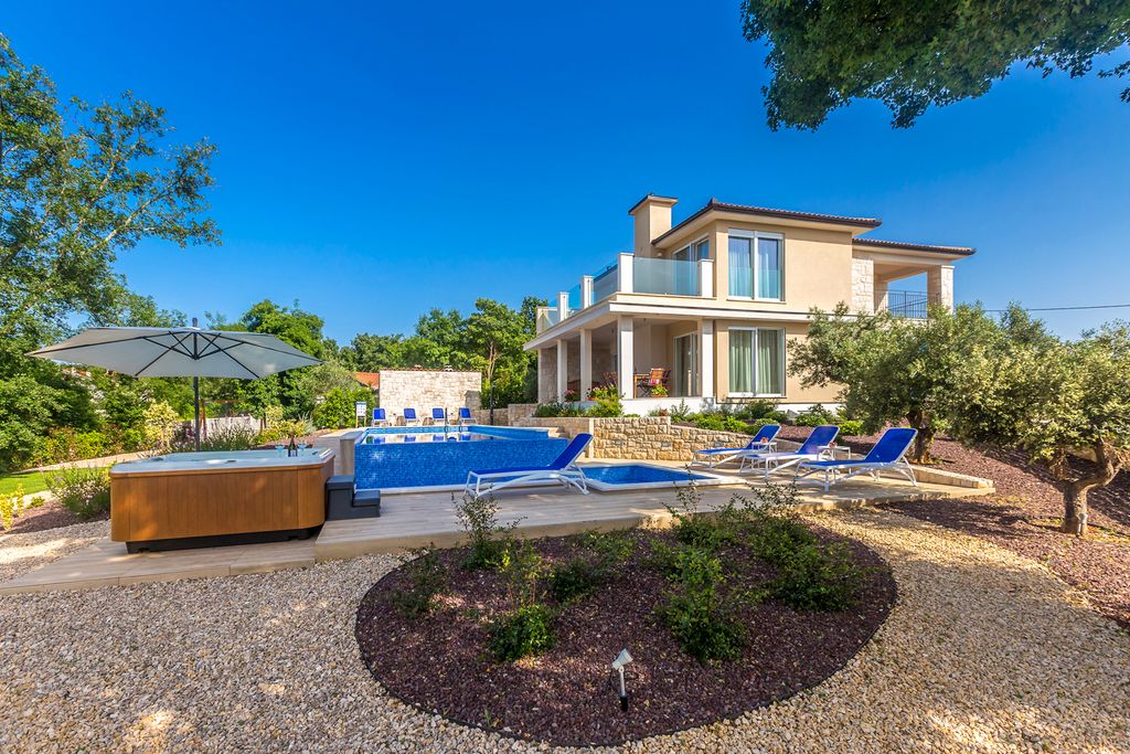 Villa Huda Krk Olivers Travels 1