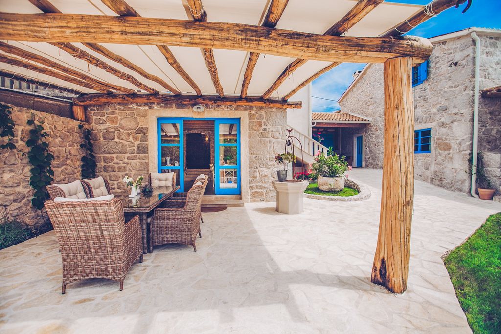 Villa Lavin Krk Olivers Travels 05