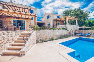 Villa Lavin Krk Olivers Travels 01