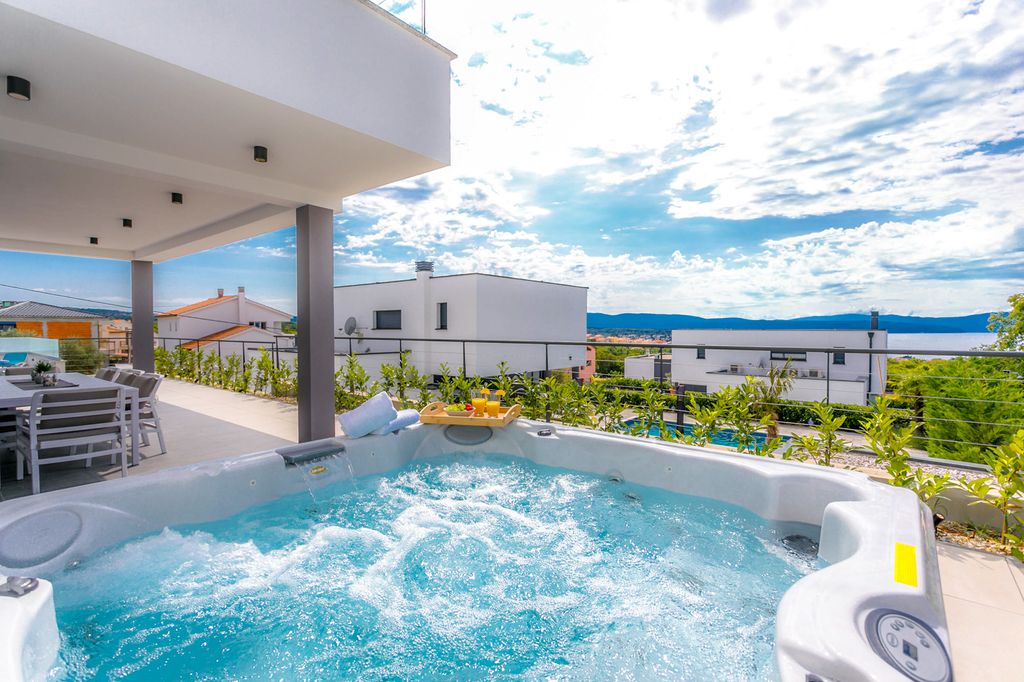 Villa Revlon Krk Olivers Travels 2