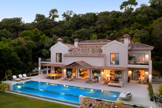 Pure Zaga Costa Del Sol Olivers Travels 37