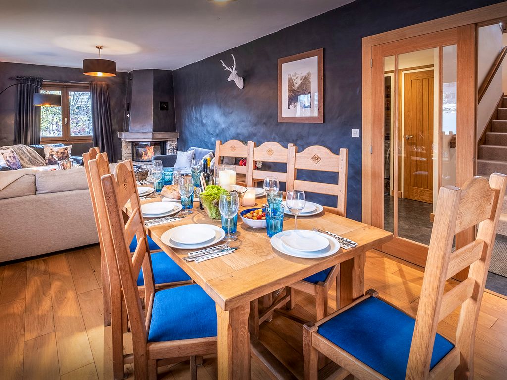 Chalet Alpenglow Morzine Olivers Travels 4