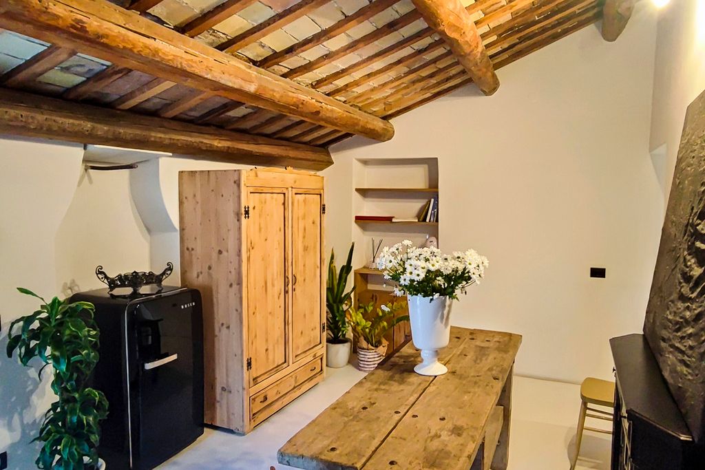 Casa Sisto Marche Olivers Travels 3