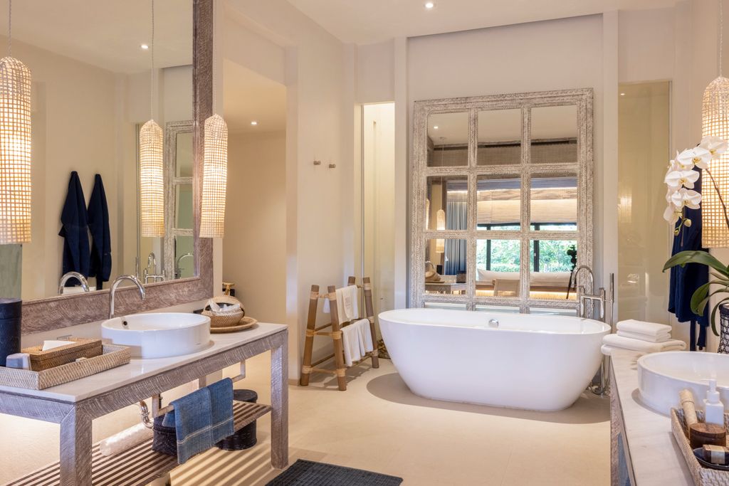 Kraam Pool Suite Raya Heritage Olivers Travels 4