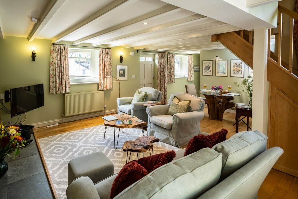 Tweed Cottage Cornwall Olivers Travels 3