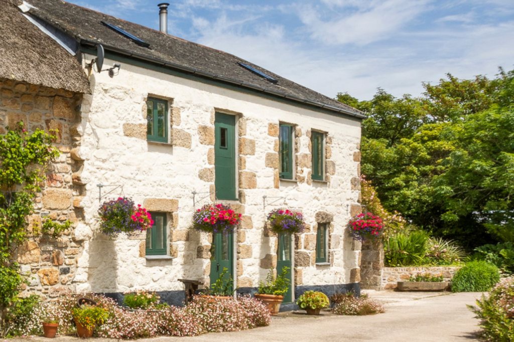 Velvet Retreat Cornwall Olivers Travels 1