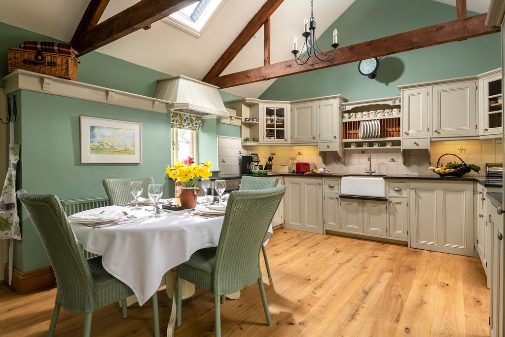 Velvet Retreat Cornwall Olivers Travels 3