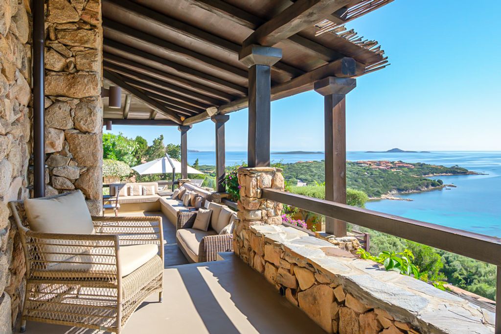 Villa Pietra E Legno Sardinia Italy OliversTravels 2