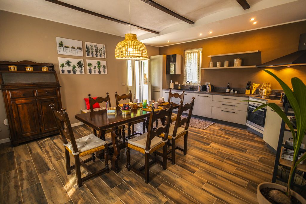 Casa Bonifacio Piedmont Olivers Travels 4