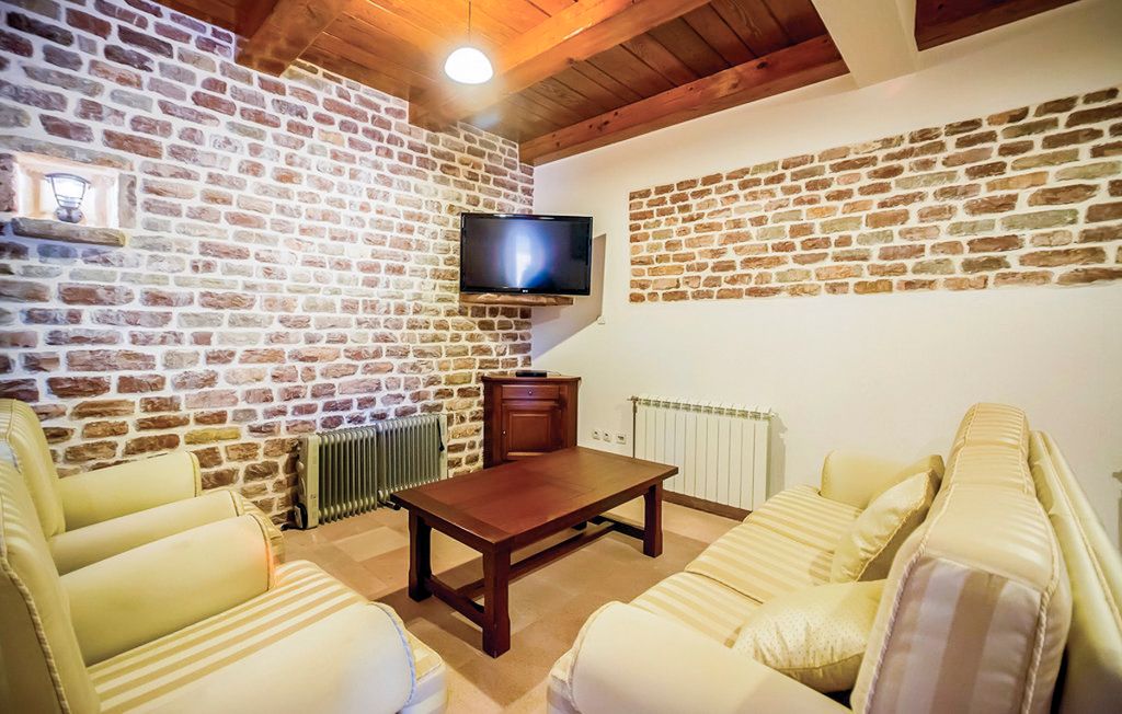 Villa Nikoah Bay Kotor Olivers Travels 3