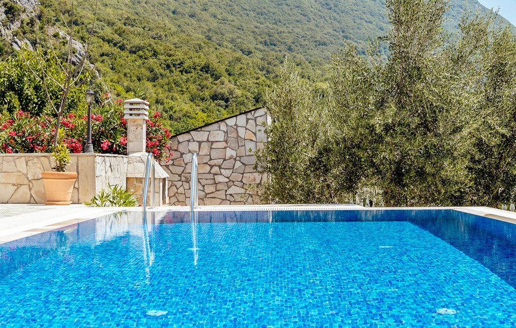 Villa Zoah Bay Kotor Olivers Travels 5