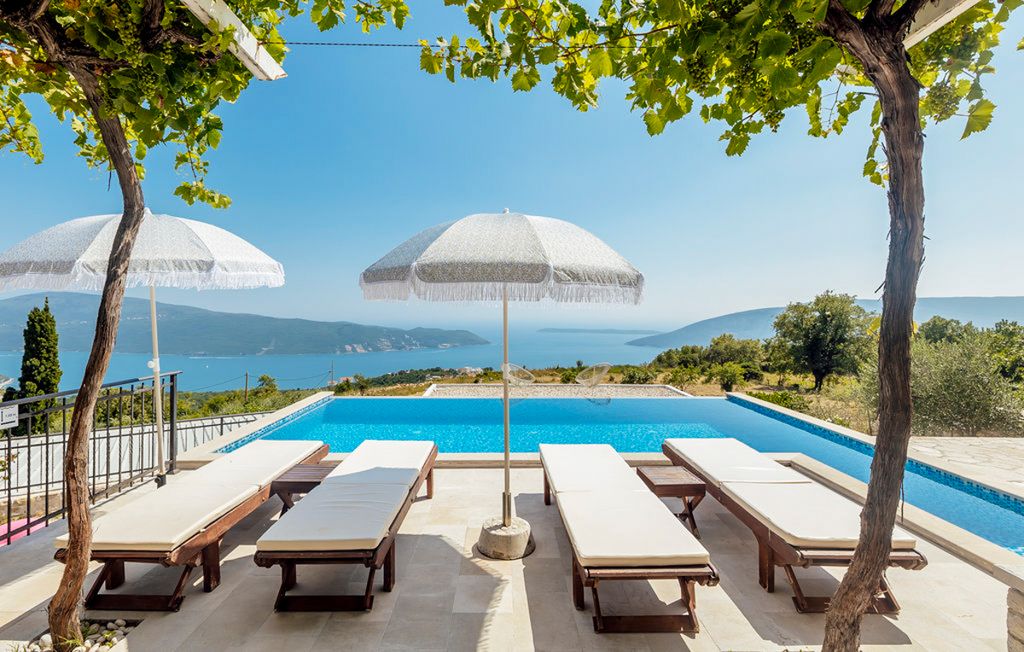 Villa Jerrik Bay Kotor Olivers Travels 1