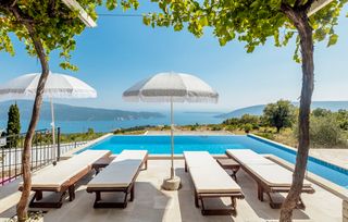 Villa Jerrik Bay Kotor Olivers Travels 1