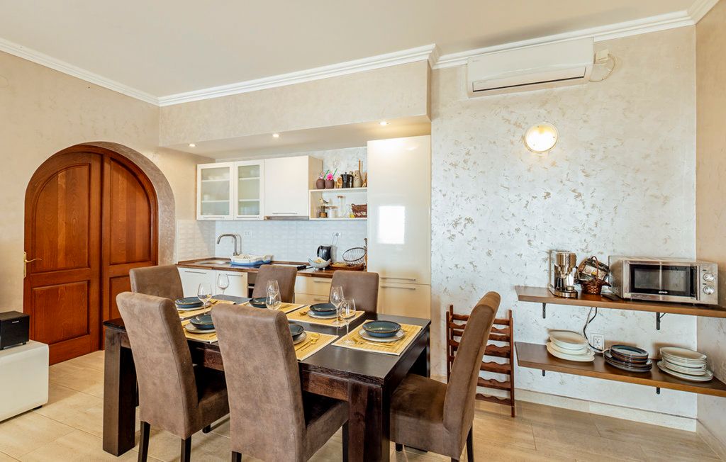 Villa Jerrik Bay Kotor Olivers Travels 4