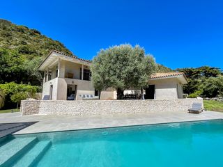 Villa Coccinelle Corsica Olivers Travels 1