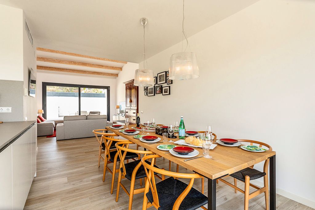 Villa Garona Sitges Spain Olivers Travels 5