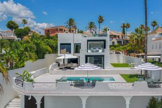 Villa Loro Costa Del Sol Olivers Travels 1