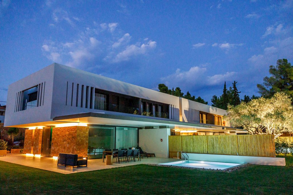 Villa Bernie Halkidiki Olivers Travels 1