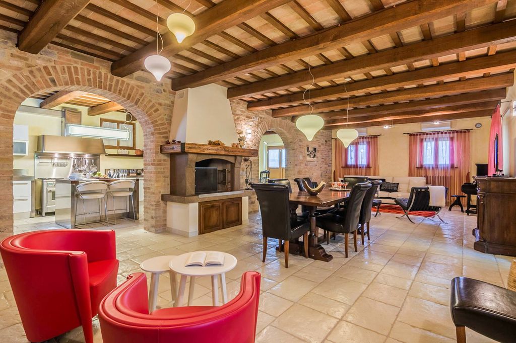 Villa Codarda Le Marche Olivers Travels 3