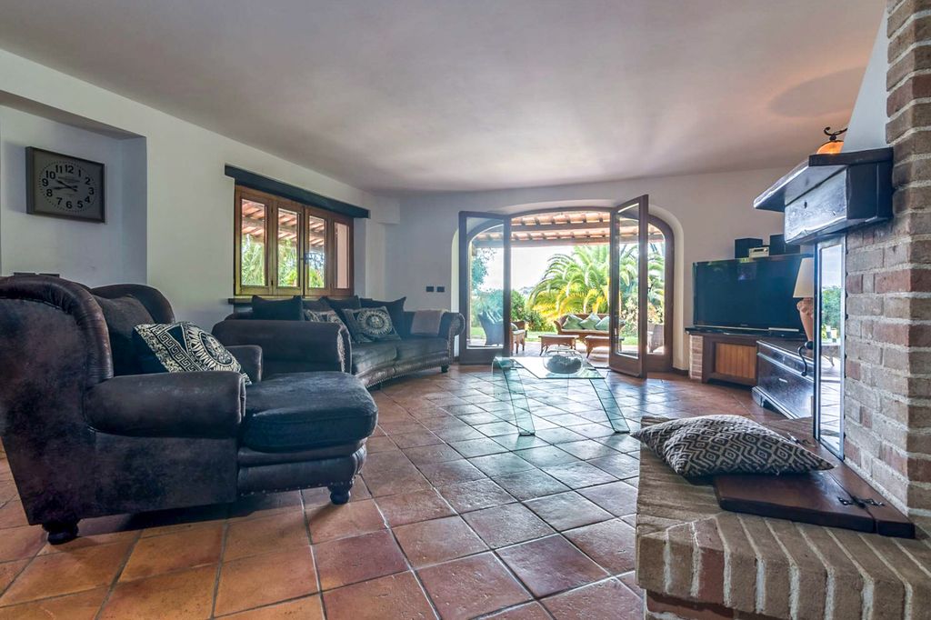 Villa Ancona Marche Olivers Travels 3
