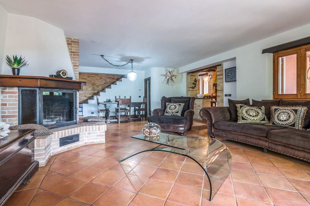 Villa Ancona Marche Olivers Travels 8