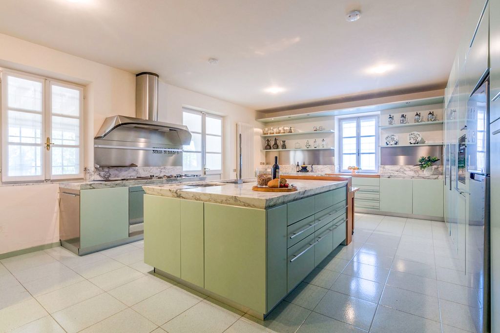 Villa Tresole Marche Olivers Travels 5