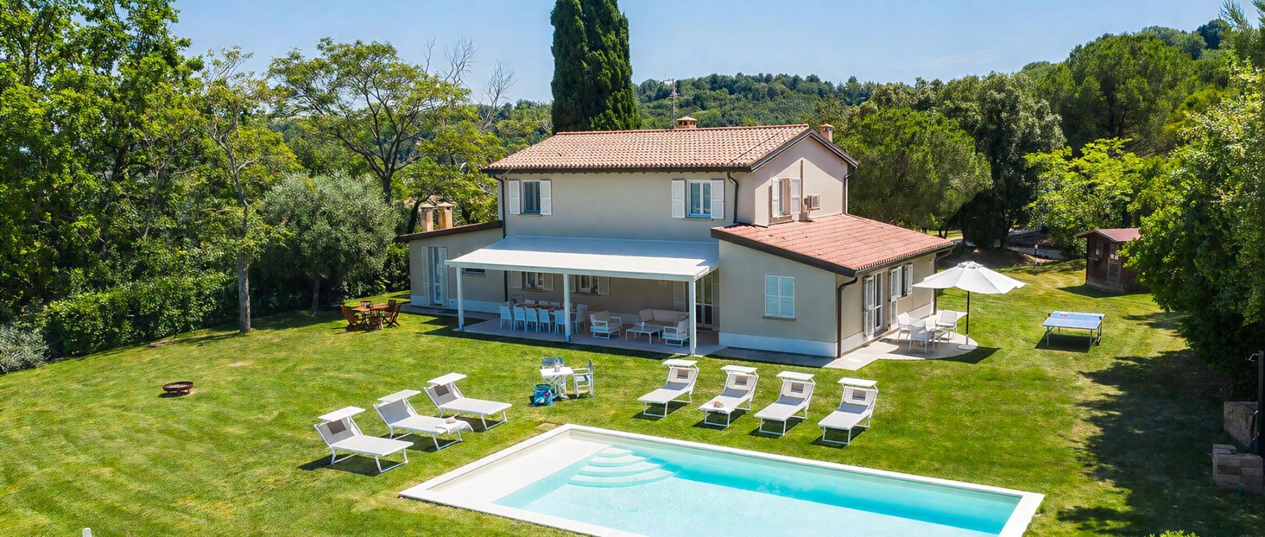 001 villa castagni central italy olivers travels desktop center