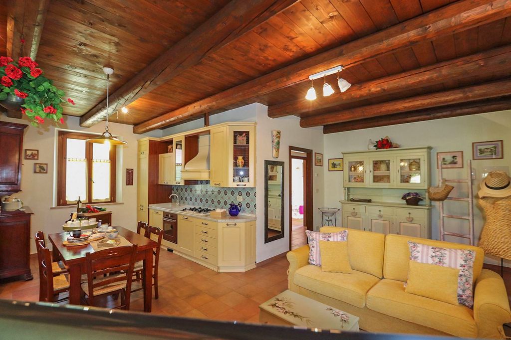 Dimora Morazzano Marche Olivers Travels 3