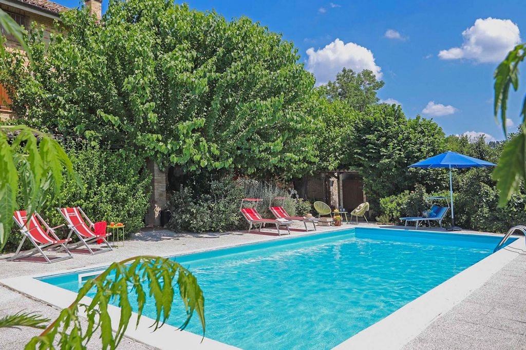 Dimora Morazzano Marche Olivers Travels 8