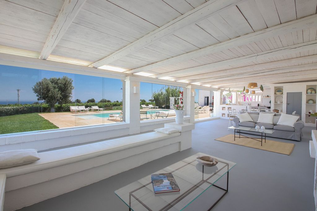 Trulli Francesco Puglia Olivers Travels 3