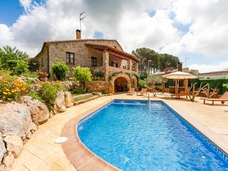 Mas Encarnacion Costa Brava Olivers Travels 1