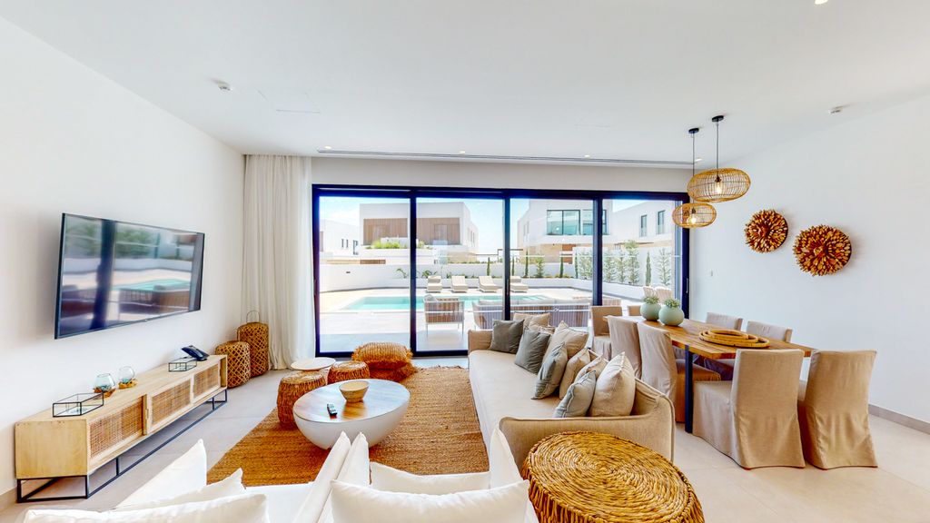 Villa Avgi Cyprus Olivers Travels 4
