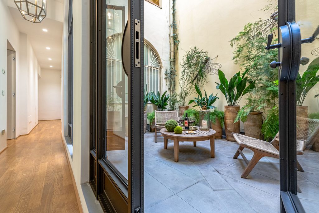 Apartment Carbone Florence Olivers Travels 5