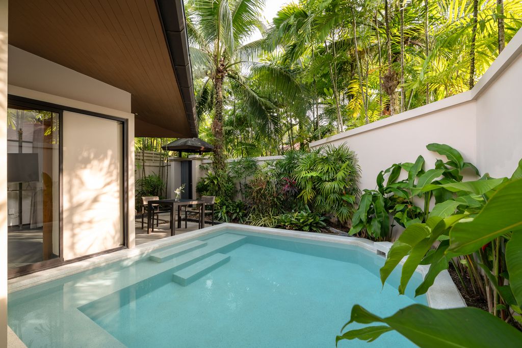 Pool Villa Dewa Phuket Olivers Travels 5