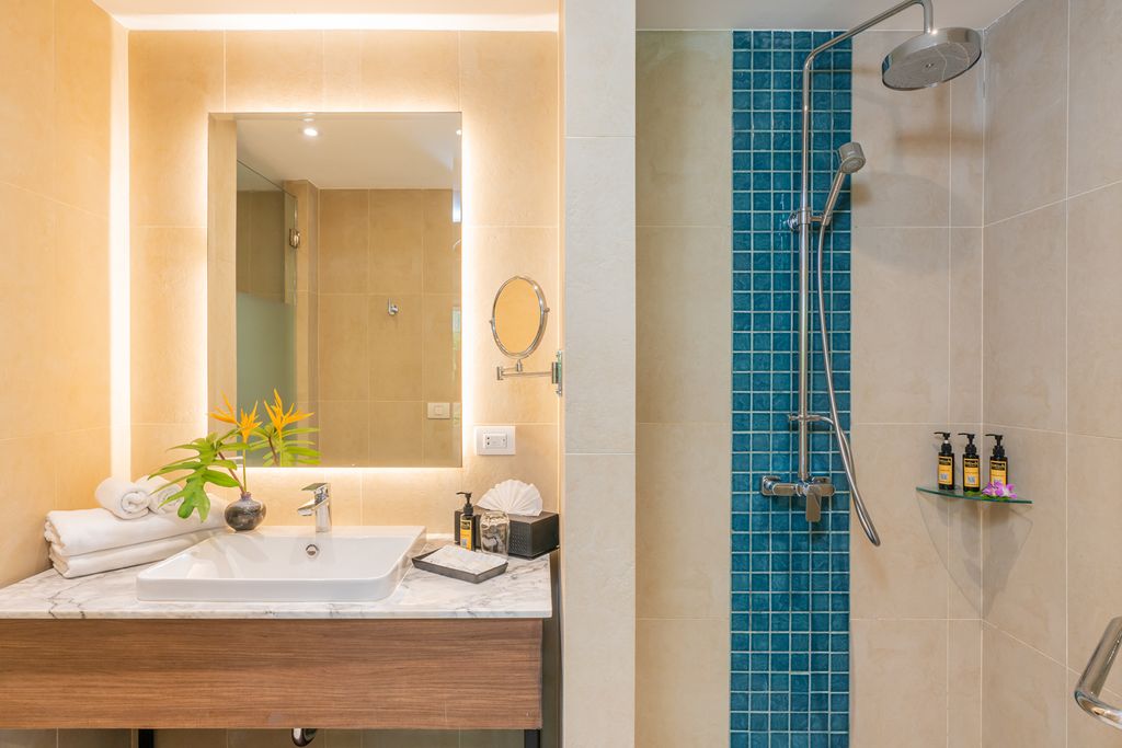 Deluxe Garden Room Dewa Phuket Resort and Villas Phuket OliversTravels 3