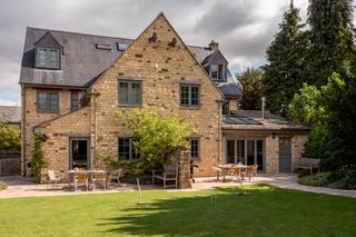 Amaranth Cottage South East Olivers Travels 1