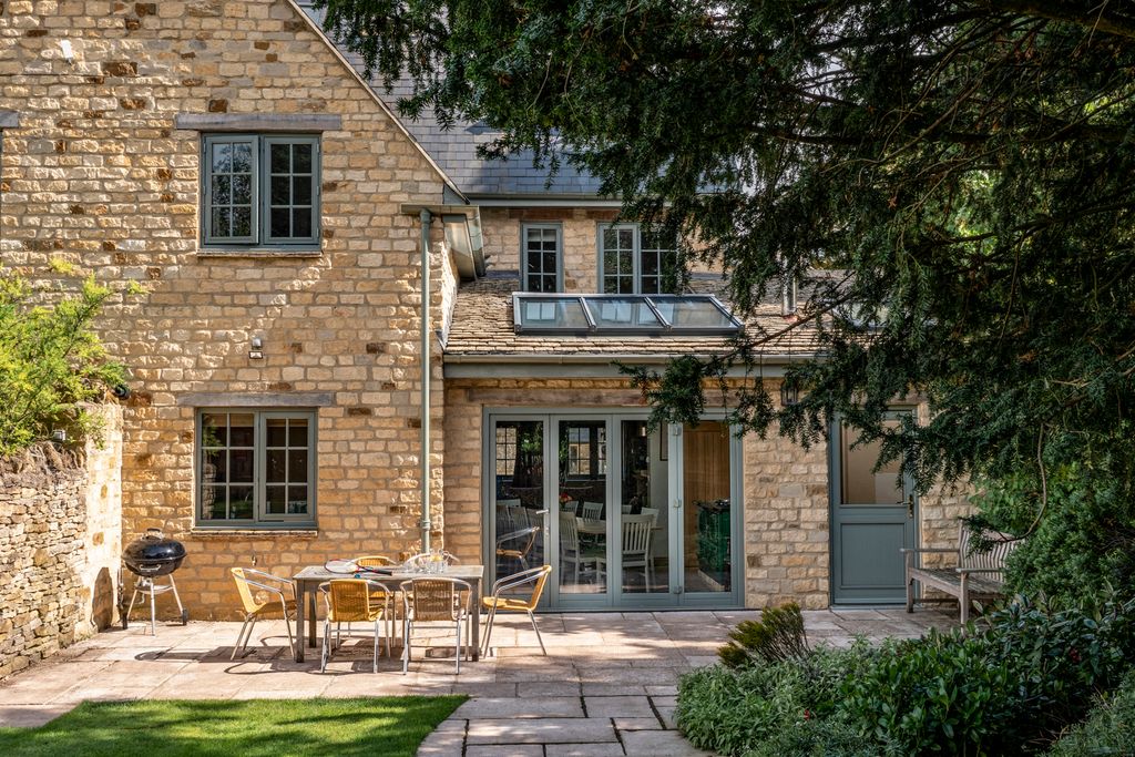 Amaranth Cottage South East Olivers Travels 5