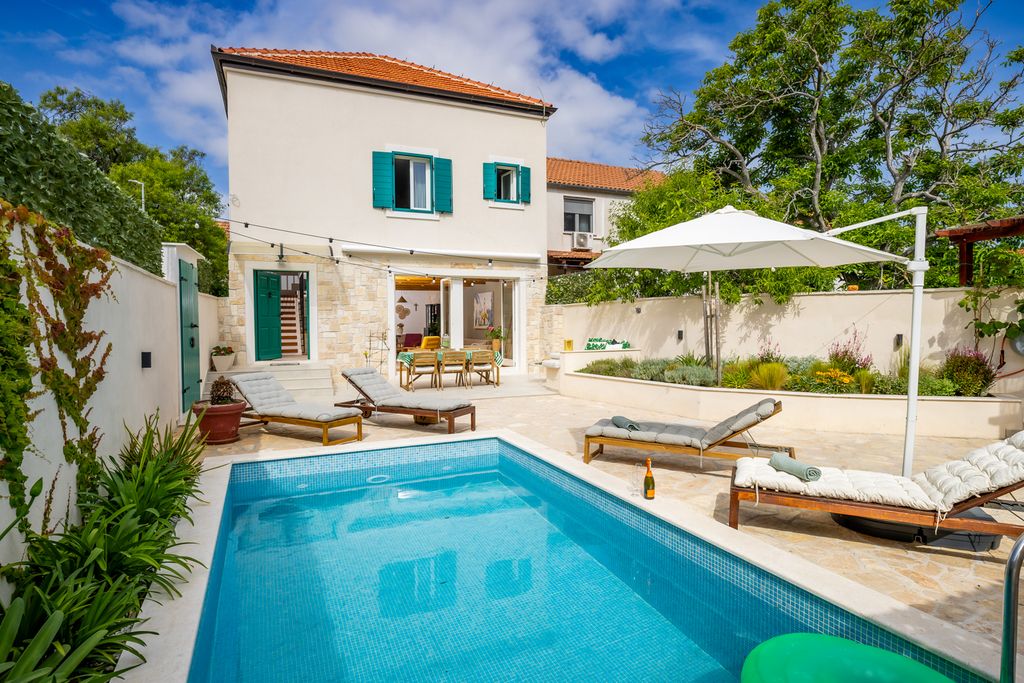 Villa Zenna Hvar Croatia OliversTravels 1