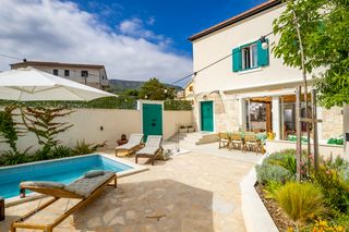 Villa Zenna Hvar Croatia OliversTravels 3