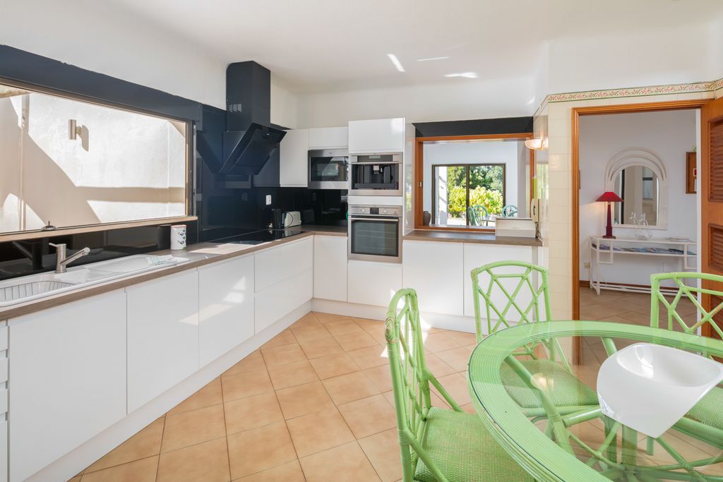 Emerald Escape Villa Algarve Olivers Travels 5